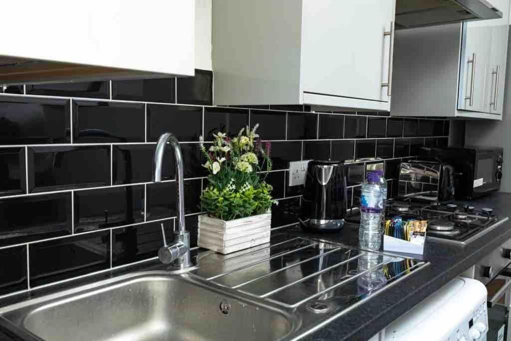 Spacious City Centre 2 Bedroom Apartment - Lt Apartment Leicester Exterior foto